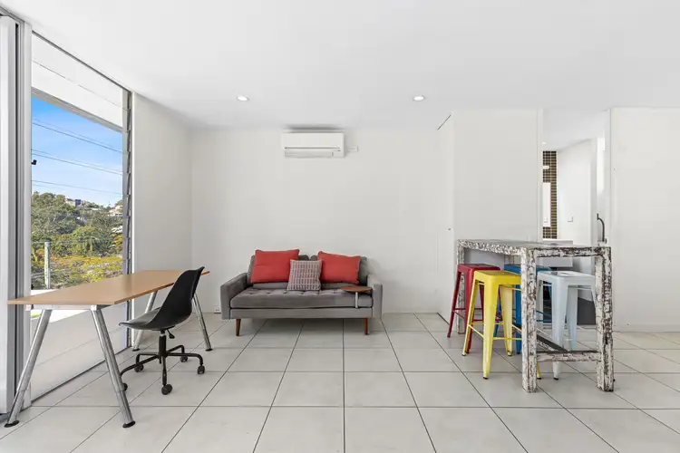 Fourth view of Homely unit listing, 2/17 Oxford Terrace, Taringa QLD 4068