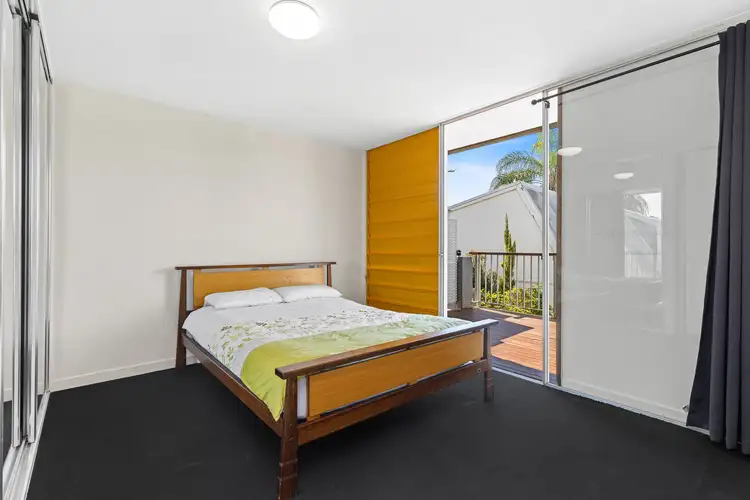 Sixth view of Homely unit listing, 2/17 Oxford Terrace, Taringa QLD 4068