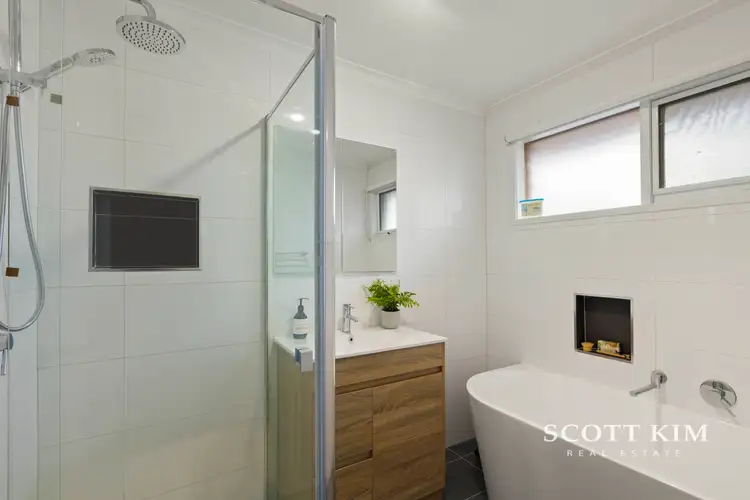 Sixth view of Homely house listing, 19 Beth Court, Hampton Park VIC 3976