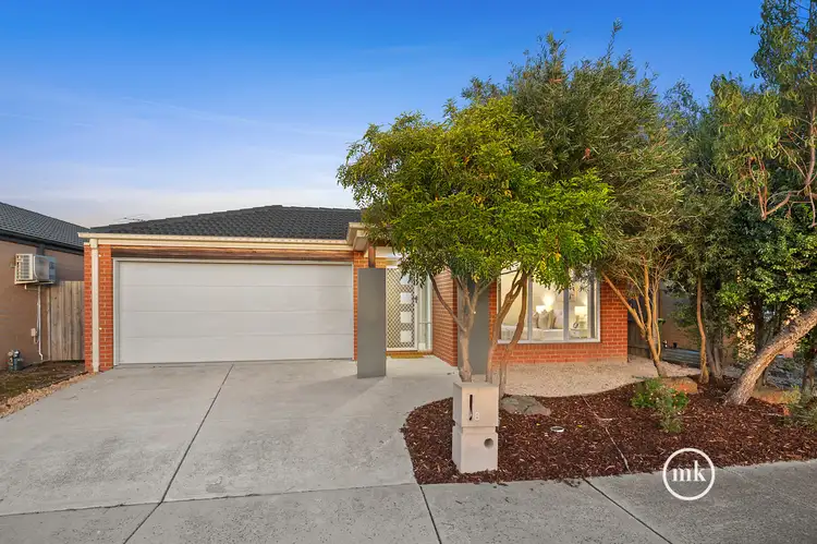 8 Persimmon Way, Doreen VIC 3754