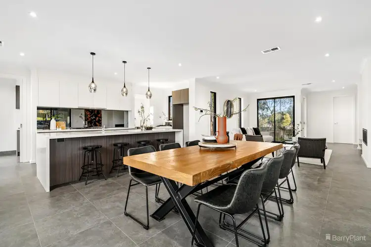 Fifth view of Homely house listing, 2 Oakdale Rise, Diamond Creek VIC 3089