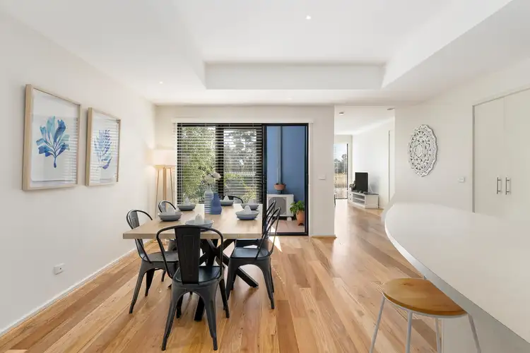 Fifth view of Homely house listing, 4 Hutchins Close, Mordialloc VIC 3195