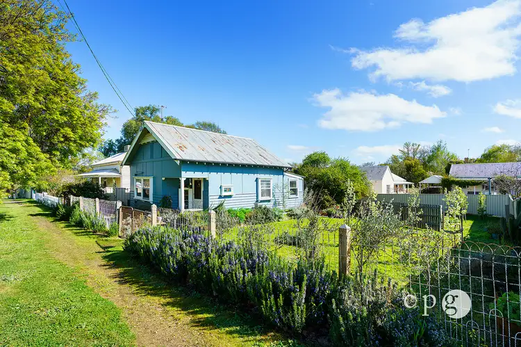 13 Berkeley Street, Castlemaine VIC 3450