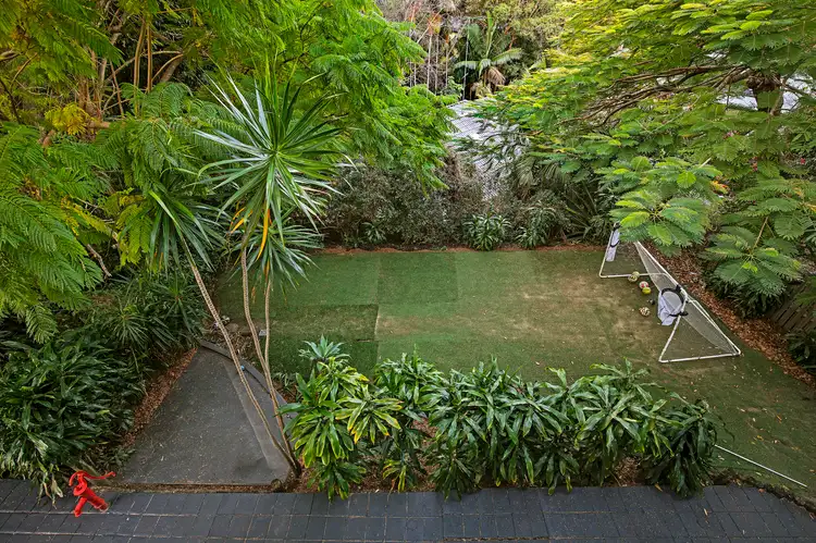Fifth view of Homely house listing, 225 Taringa Parade, Taringa QLD 4068