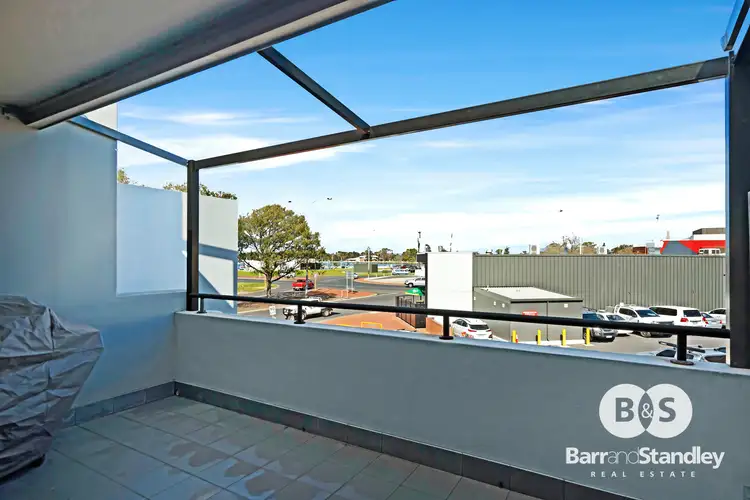 Sixth view of Homely unit listing, 3/33 Carey Street, Bunbury WA 6230