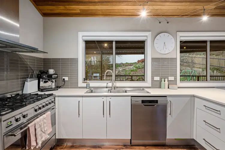 Sixth view of Homely house listing, 186 Bernhardt Street, East Albury NSW 2640