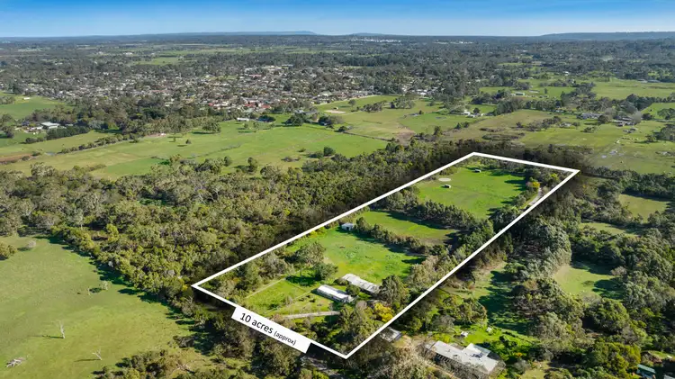 27 East Road, Pearcedale VIC 3912