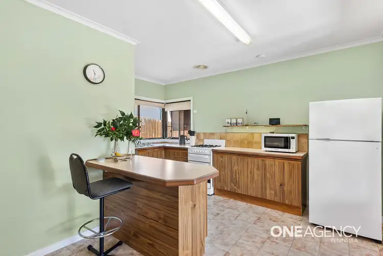 Sixth view of Homely house listing, 1 Woorilla Court, Frankston VIC 3199