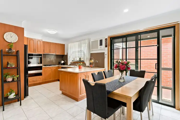 Fifth view of Homely unit listing, 2/19 Watt Street, Sunshine VIC 3020