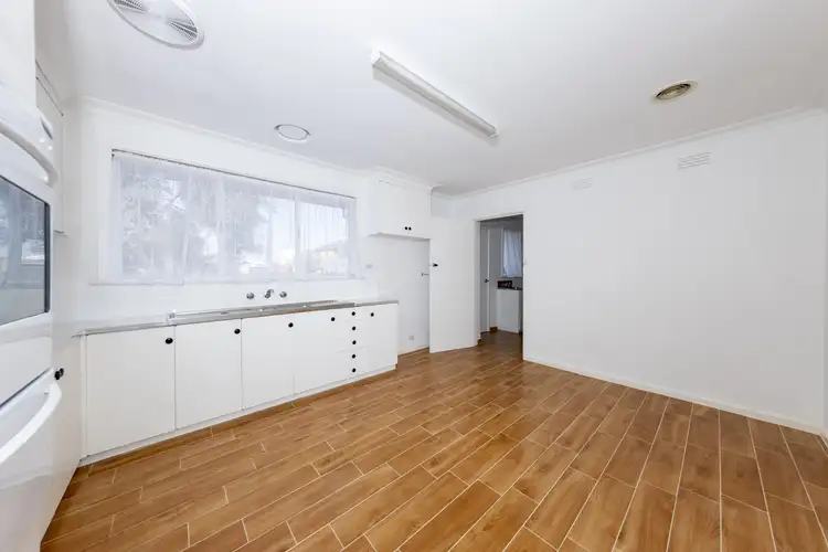 2/589 Barkly Street, West Footscray VIC 3012