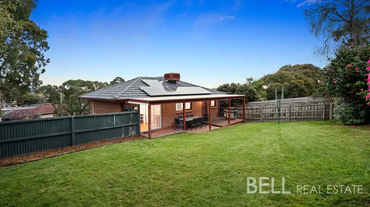 3 Donald Close, Kilsyth VIC 3137