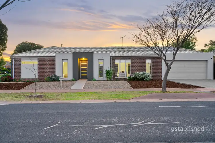 2 Archibald  Chase, Point Cook VIC 3030