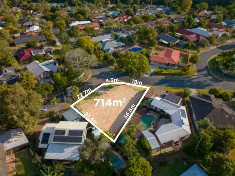 2 Toddington Street, Chapel Hill QLD 4069