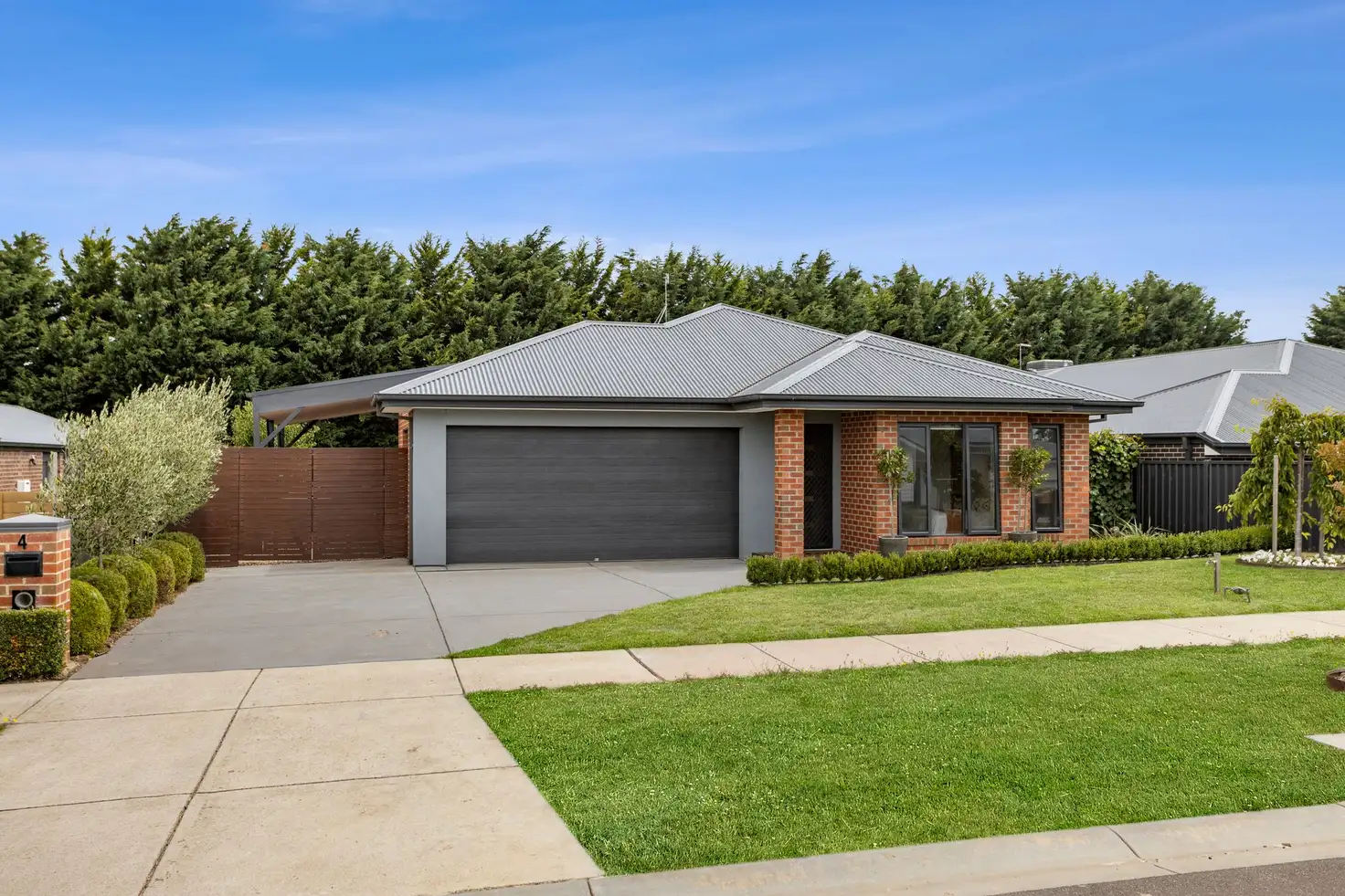 Main view of Homely house listing, 4 Armstrong Court, Kyneton VIC 3444
