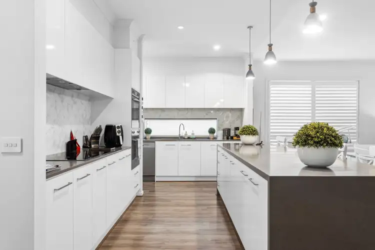 Fourth view of Homely house listing, 10 Rennick Avenue, Kyneton VIC 3444