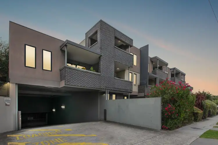 17/1324-1328 Centre Road, Clayton South VIC 3169