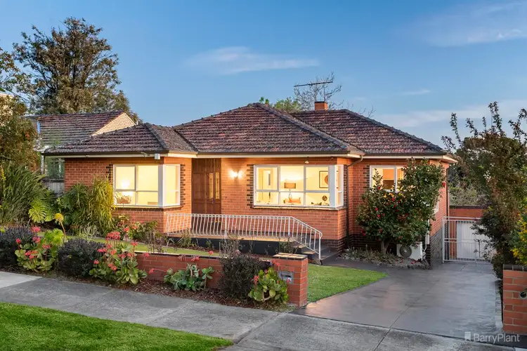 24 Carawatha Road, Doncaster VIC 3108