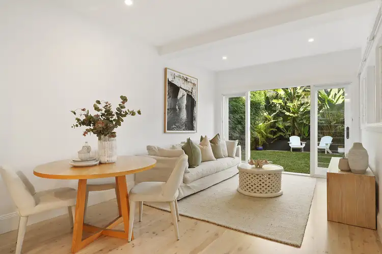 1/18 Eurobin Avenue, Manly NSW 2095