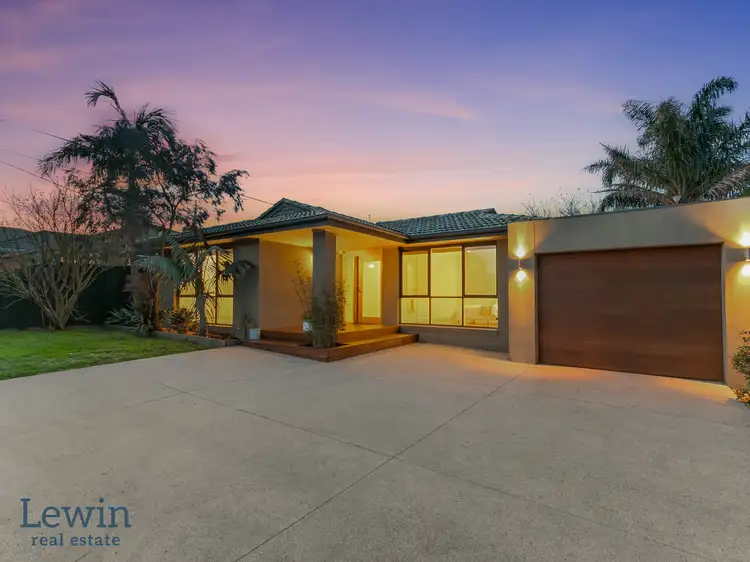 39 Warren Road, Cheltenham VIC 3192