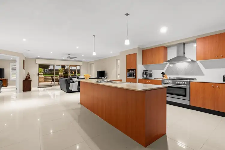 Fifth view of Homely house listing, 12 Eucumbene Drive, Berwick VIC 3806