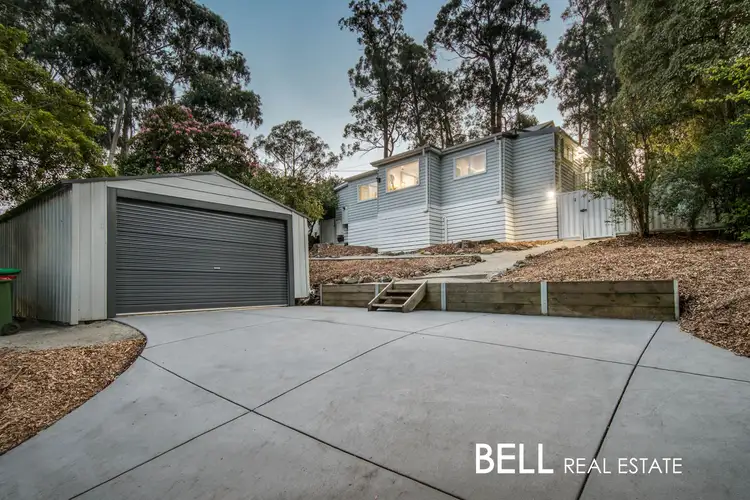 3 Pauline Avenue, Tecoma VIC 3160