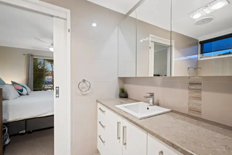 Sixth view of Homely unit listing, 14/746 Wood Street, Albury NSW 2640