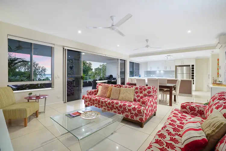 84 Esplanade