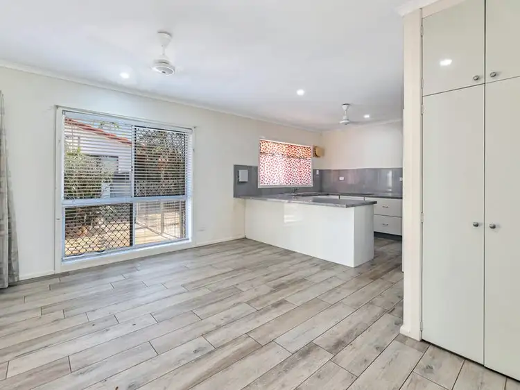 Fifth view of Homely house listing, 4 Strawbridge Crescent, Moulden NT 830