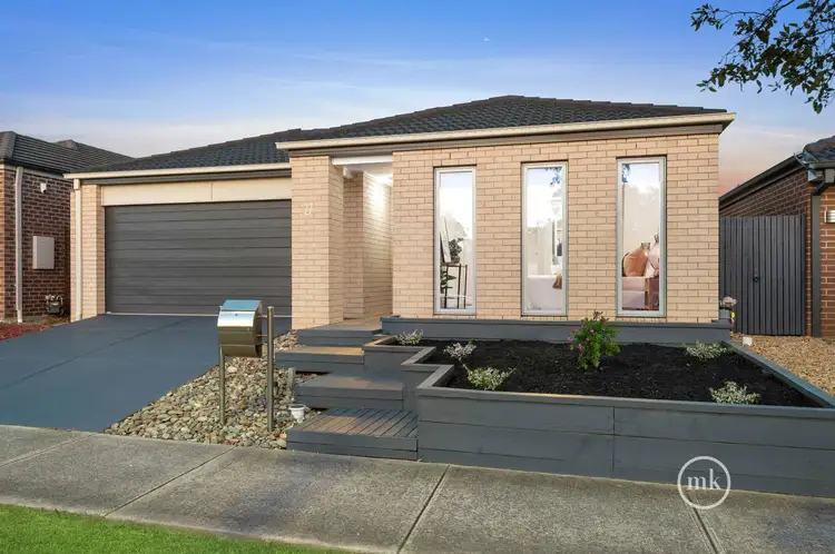 22 Aylesbury Boulevard, Doreen VIC 3754