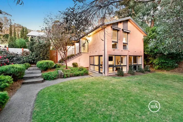 24 Glenister Drive, Eltham VIC 3095