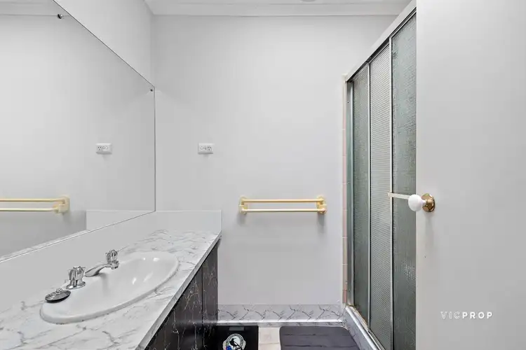 Fifth view of Homely house listing, 4 Moffatt Crescent, Hoppers Crossing VIC 3029