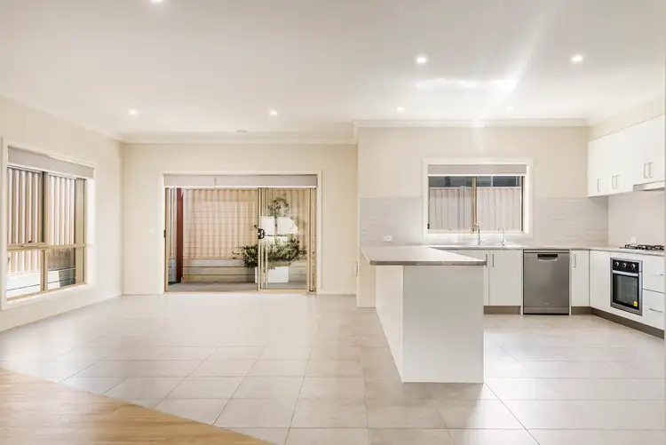 Third view of Homely unit listing, 16/1 Roger Street, Romsey VIC 3434
