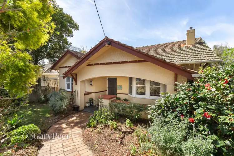 2 Seach Street, Caulfield South VIC 3162
