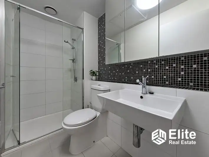 Sixth view of Homely apartment listing, 2302/639 Lonsdale Street, Melbourne VIC 3000
