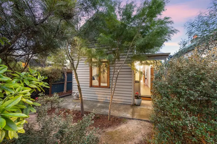 212 Ballarat Road, Footscray VIC 3011