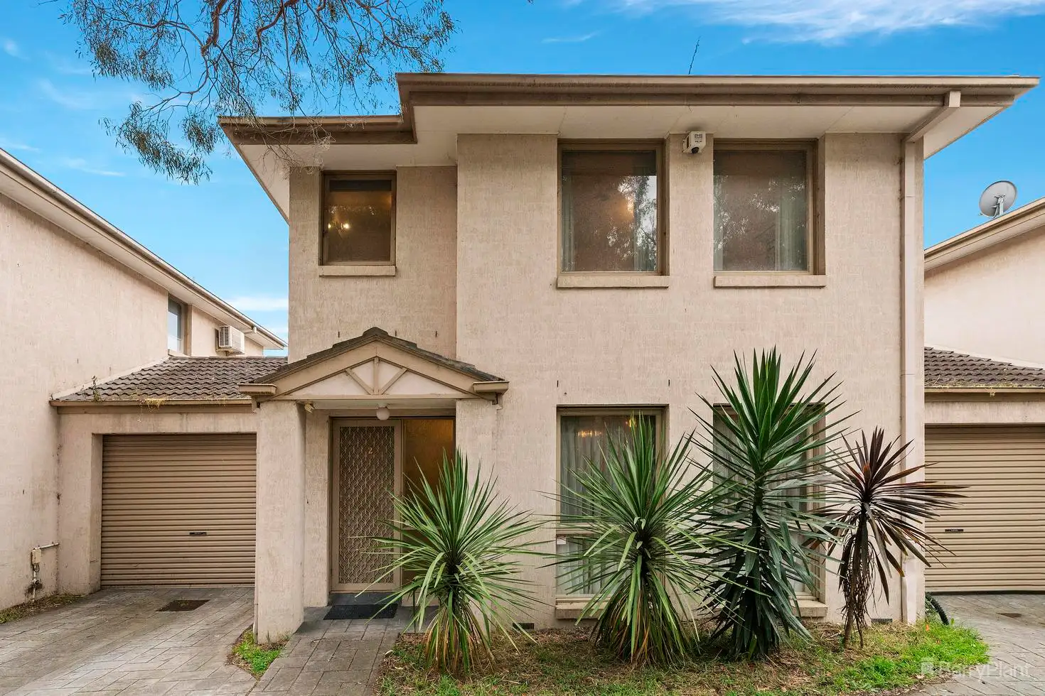 Main view of Homely house listing, 2/5 Bayley Grove, Doncaster VIC 3108