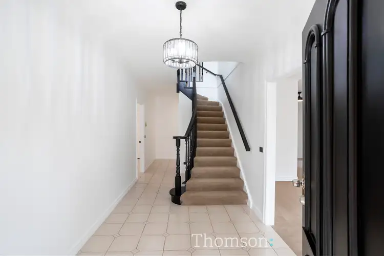Second view of Homely house listing, 3 Strathconnan Place, Wheelers Hill VIC 3150