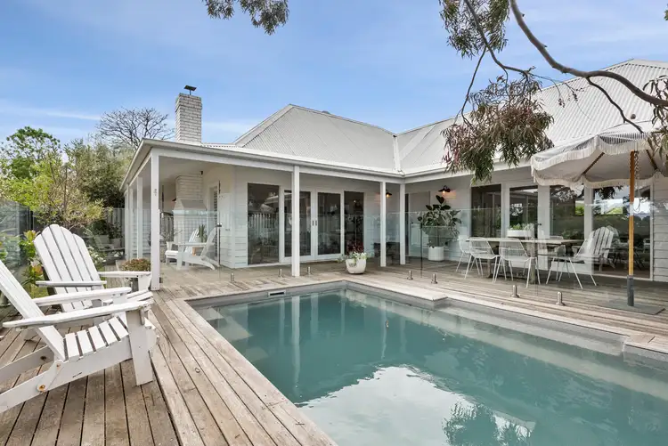 2 Lisa Court, Mount Eliza VIC 3930