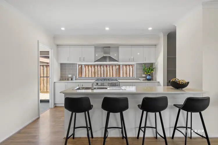 Fifth view of Homely house listing, 6 Jindalee Way, Werribee VIC 3030