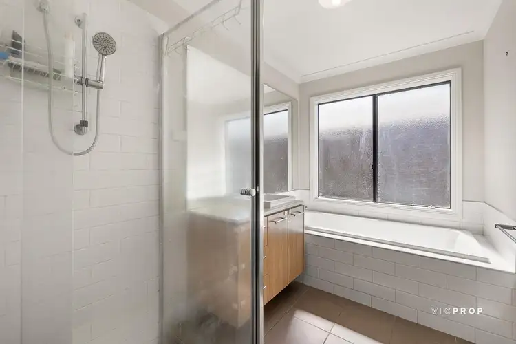 Fifth view of Homely house listing, 11 Mallard Close, Williams Landing VIC 3027