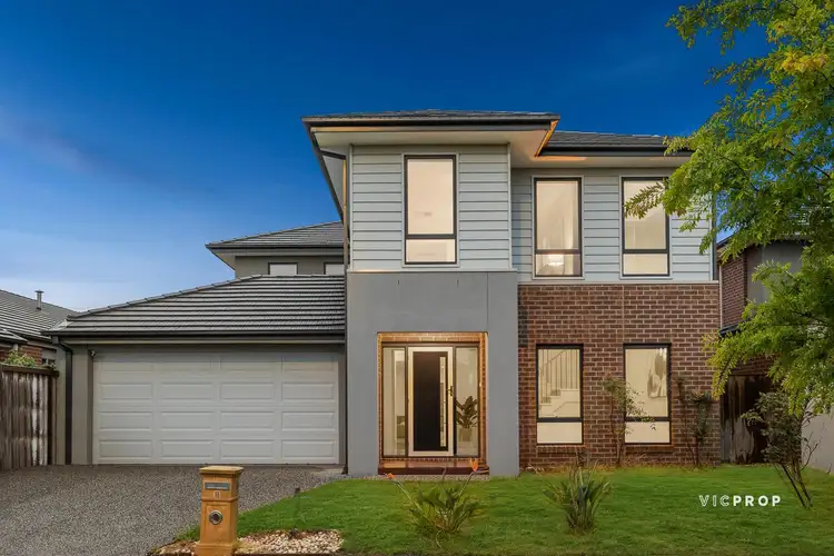8 Newport Avenue, Williams Landing VIC 3027
