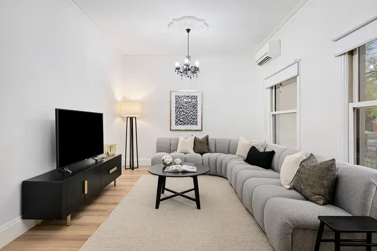 Second view of Homely townhouse listing, 482 Wodonga Place, Albury NSW 2640
