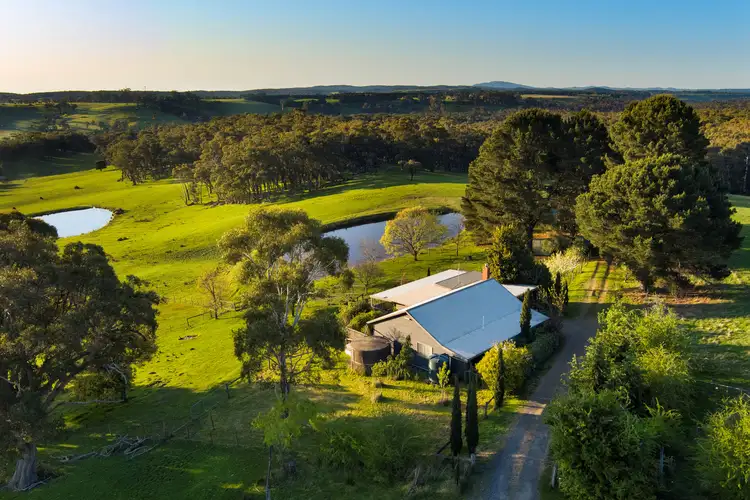 40 Weeks Lane, Lauriston VIC 3444