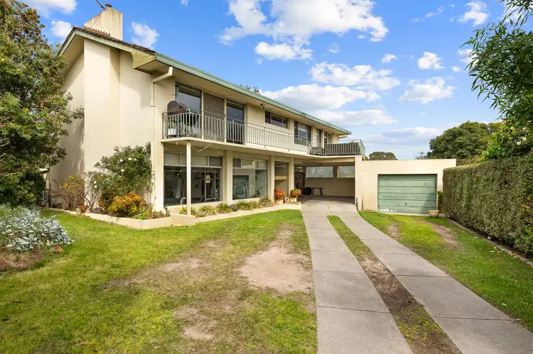 8 Norman Avenue