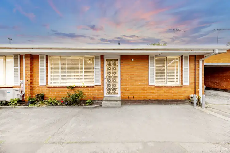 11/8 Eleanor Street, Footscray VIC 3011