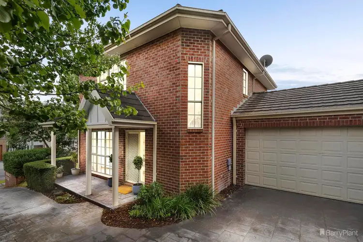 1/12 Churchill Street, Doncaster East VIC 3109