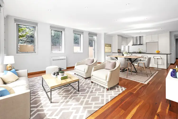 20/3 Sovereign Point Court, Doncaster VIC 3108