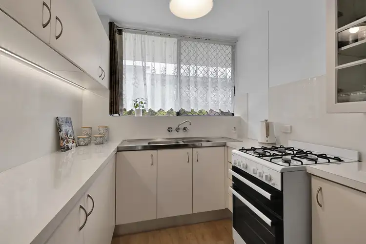 Fifth view of Homely unit listing, 2/31 Grove Street, Toowong QLD 4066