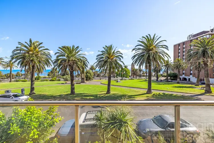 Third view of Homely studio listing, 8/4 Alfred Square, St Kilda VIC 3182