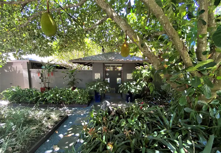 44 Cooee Crescent, Macleay Island QLD 4184